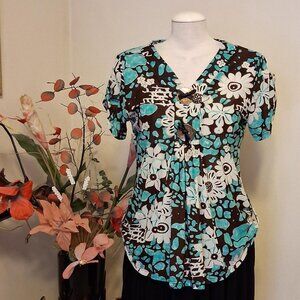 NWT Women’s Pleated Floral Printed Short Sleeve Blouse Well Tailored Quality Top